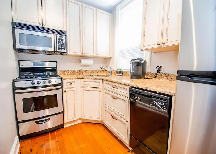 Downtown Annapolis King George 1St Floor Hideaway
