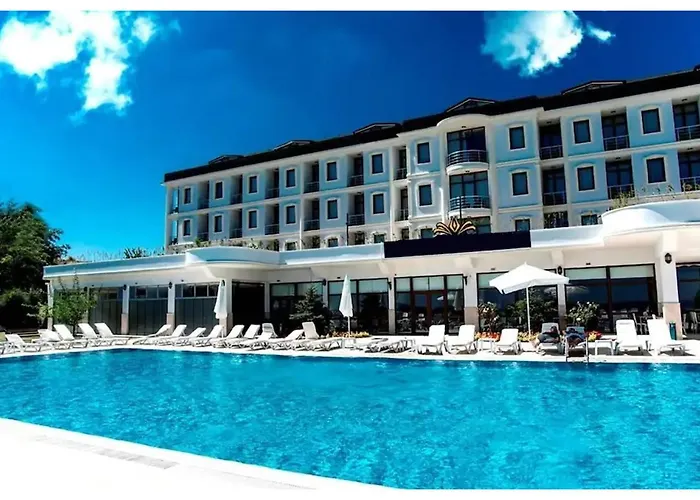 Westport Istanbul Resort & Spa Hotel
