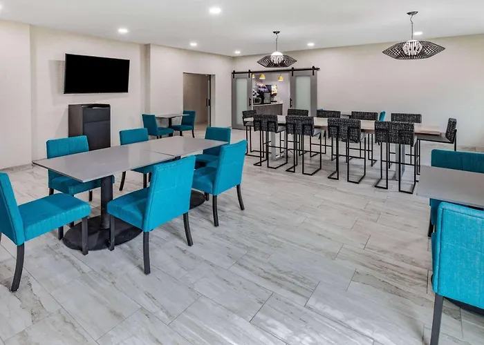 La Quinta Inn & Suites By Wyndham Ardmore