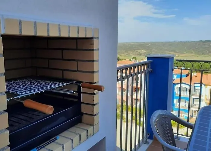 Beach House - Casa De Ferias Monte Clerigo