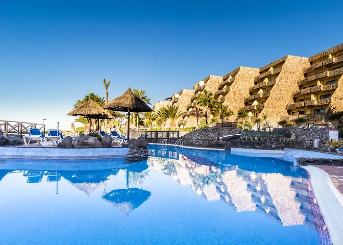 Apartamentos Bluebay Beach Club