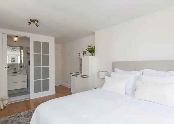 Jordaan Suite bed&bubbles