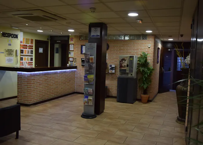 Hotel Complutense