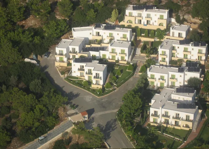 Pefkos Beach Studios & Apartments
