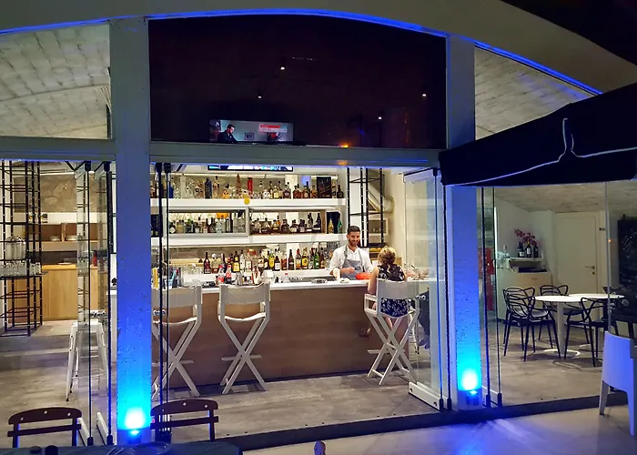 Kouros Exclusive Suites - Adults Only