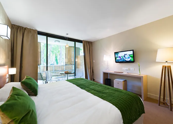 Le Moulin De Vernegues Hotel & Spa