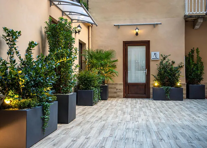 Hotel Urbani