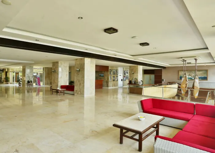 Grand Inna Samudra Beach