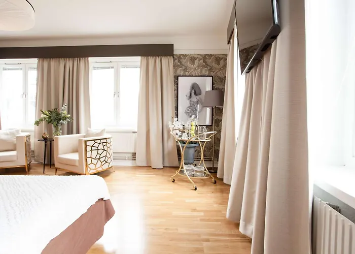 Centric Hotel
