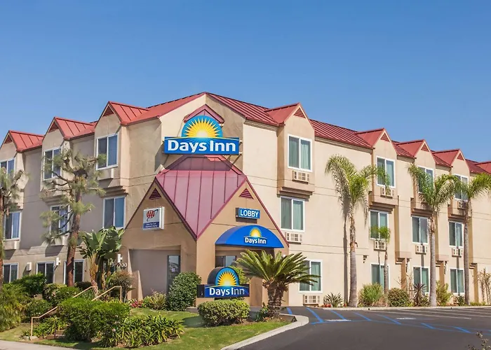 Days Inn By Wyndham Carlsbad