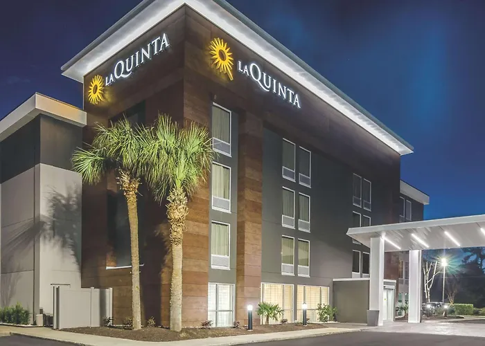 La Quinta Inn & Suites By Wyndham Myrtle Beach - N Kings Hwy