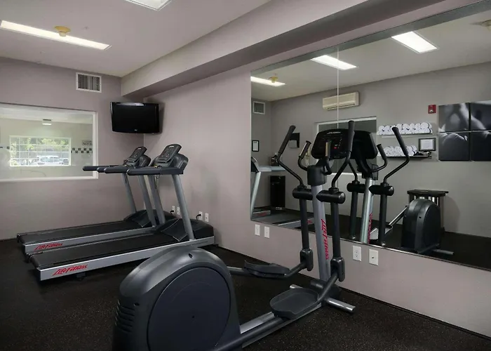 Country Inn & Suites By Radisson, Portland International Airport, Or