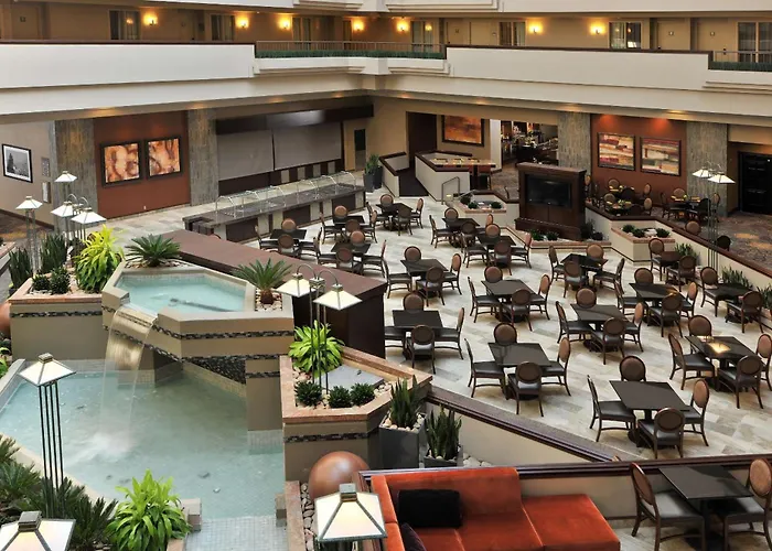 Embassy Suites Des Moines Downtown
