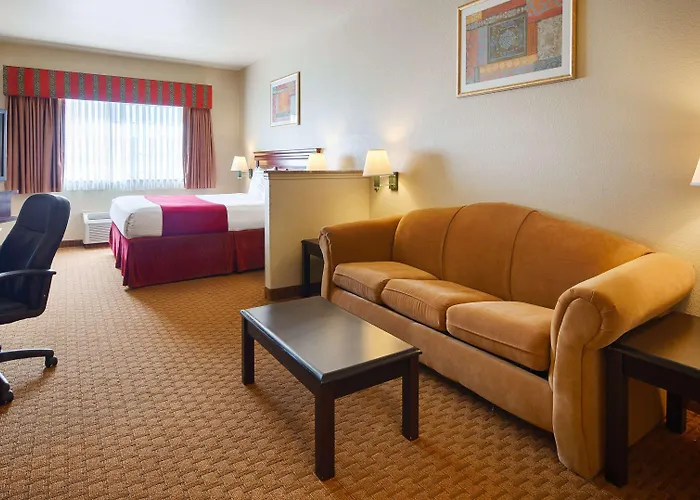 Best Western Quanah Inn & Suites