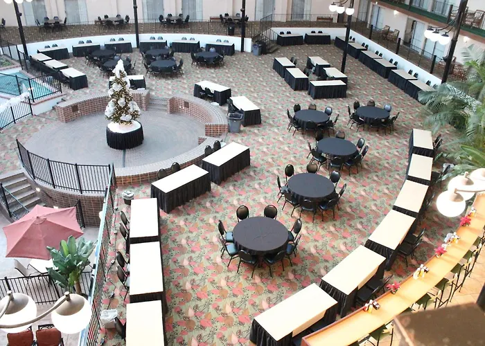 Holiday Inn Des Moines-Airport Conf Center By Ihg