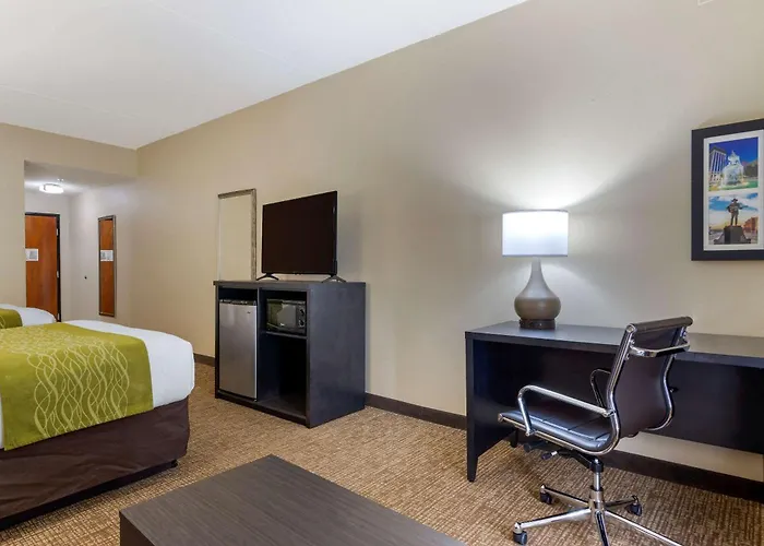 Comfort Inn & Suites Montgomery Eastchase