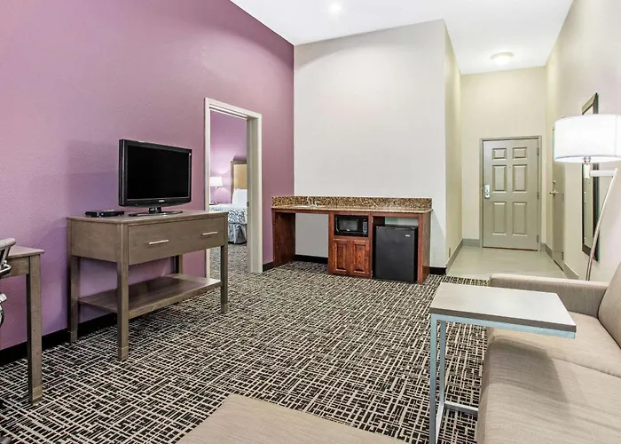La Quinta By Wyndham Hillsboro