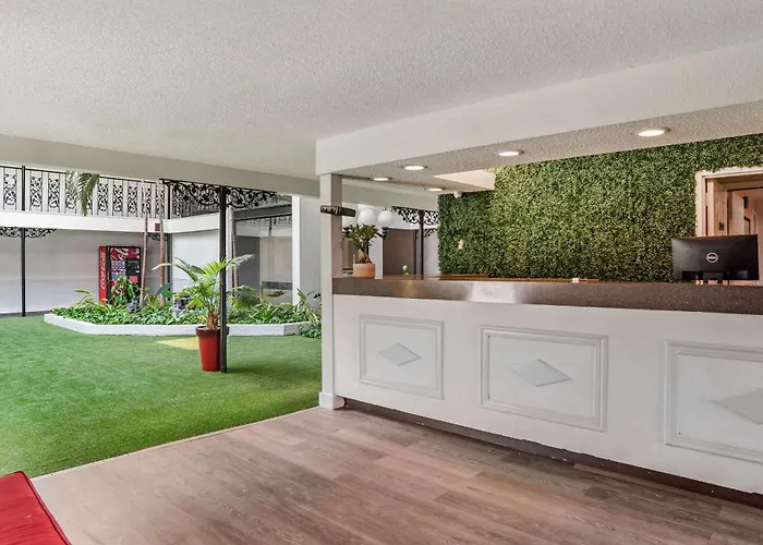 Baymont By Wyndham Montgomery Al