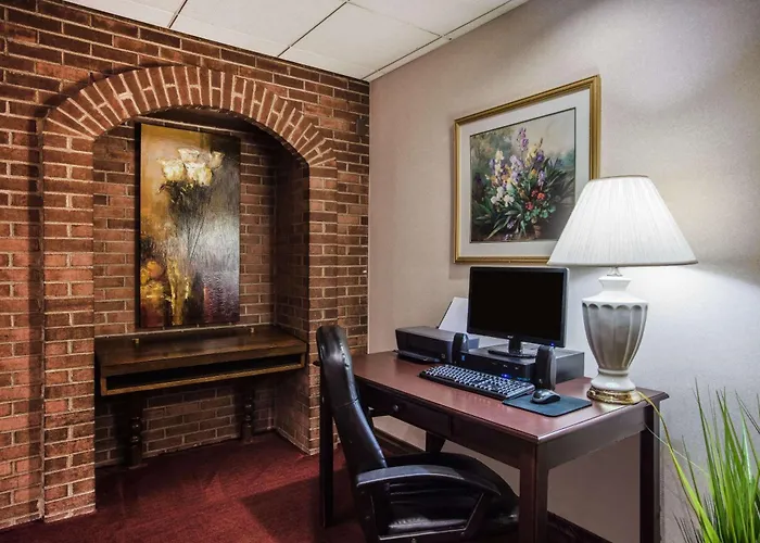 Ramada By Wyndham Ligonier