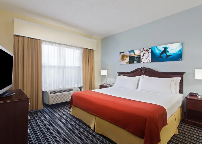 Holiday Inn Express & Suites Clearwater North/Dunedin