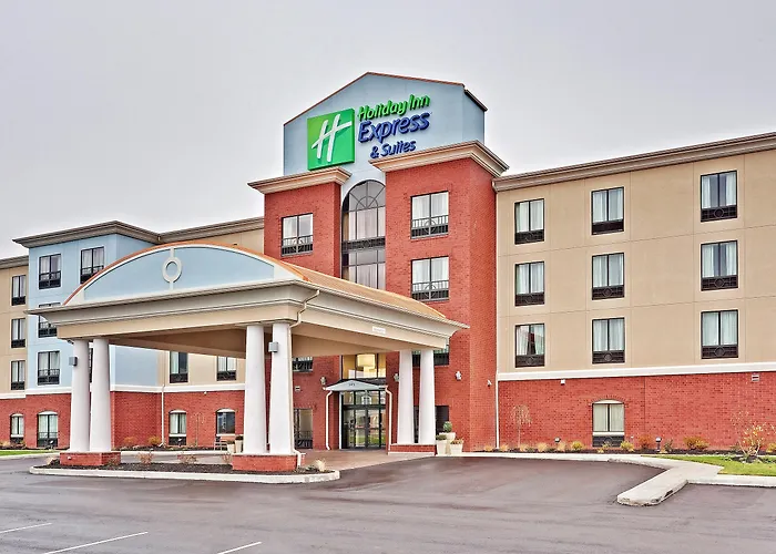 Holiday Inn Express & Suites - New Philadelphia Southwest By Ihg