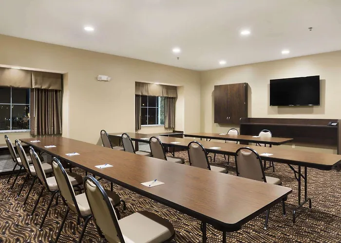 Microtel Inn & Suites By Wyndham Cambridge