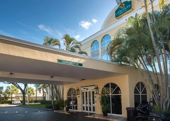 La Quinta I-95 Deerfield Beach - Next To The Home Depot & Behind The Wawa