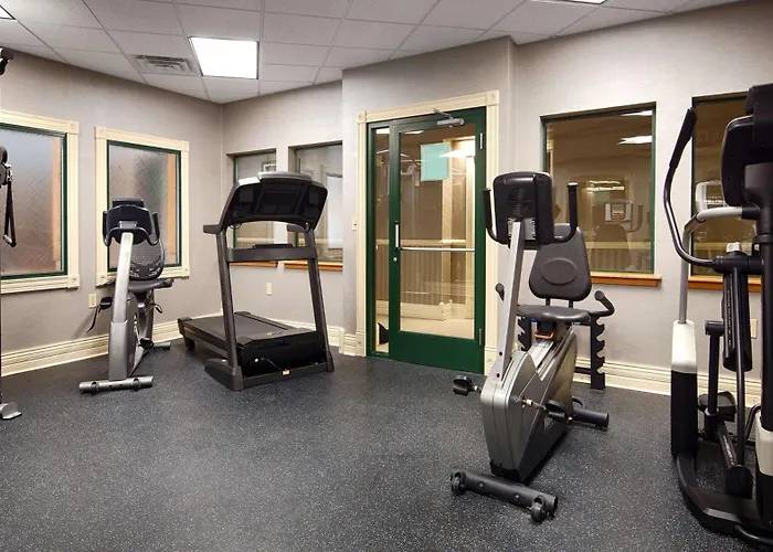 Best Western Plus Kalamazoo Suites