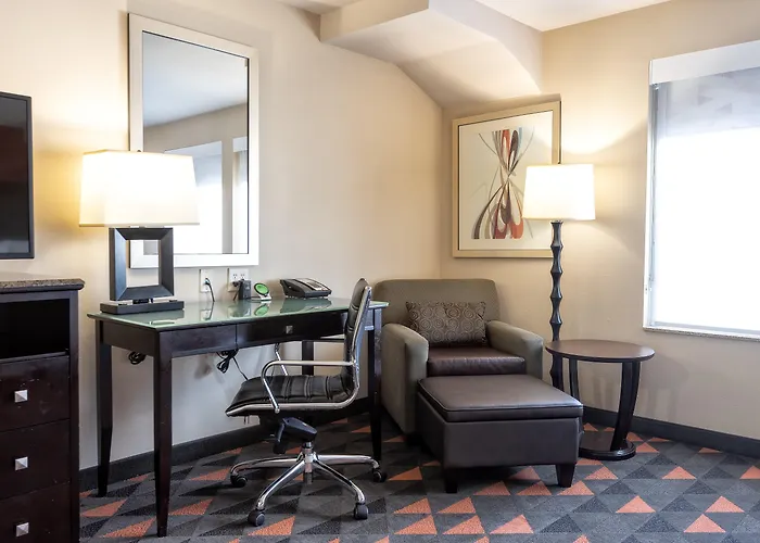 Holiday Inn Oceanside Marina Camp Pendleton By Ihg