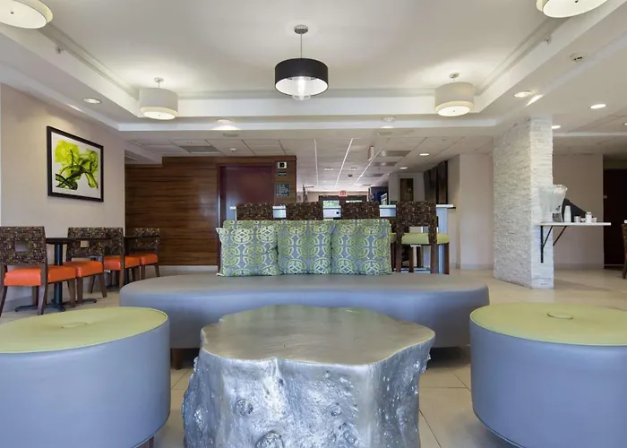Best Western Plus Huntersville