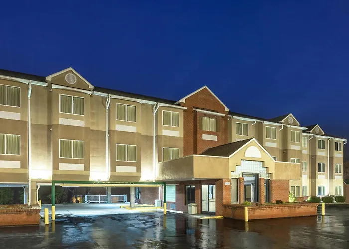 Microtel Inn By Wyndham Lake Norman