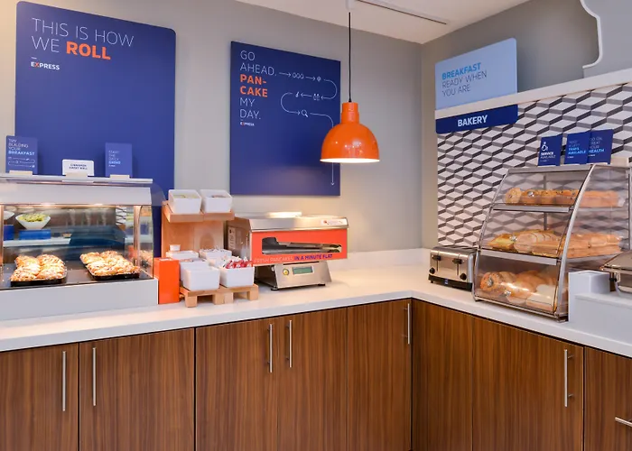 Holiday Inn Express Hotel & Suites Southfield - Detroit, An Ihg Hotel