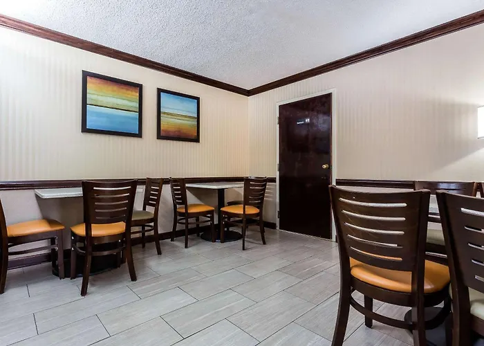 Quality Inn & Suites Mooresville-Lake Norman
