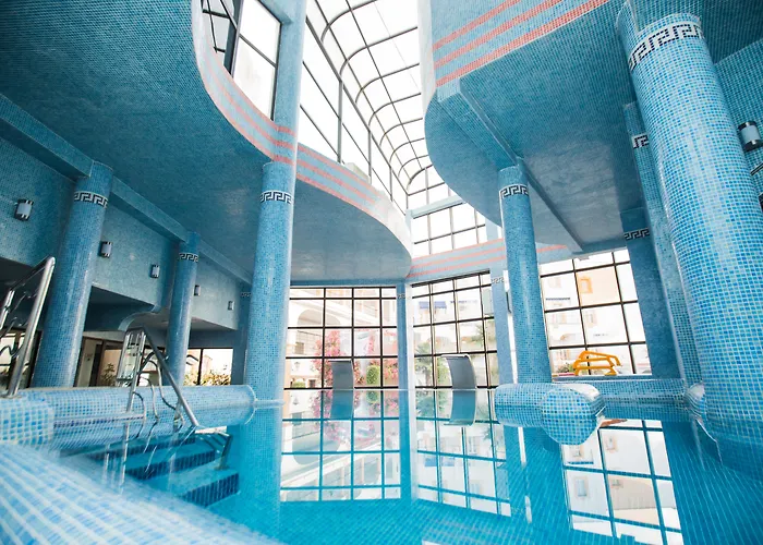 El Minzah Hotel