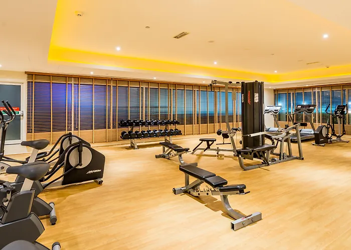 Holiday Inn Express Dubai Airport By Ihg