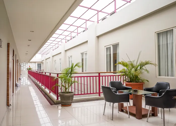 Lombok Plaza Hotel And Convention