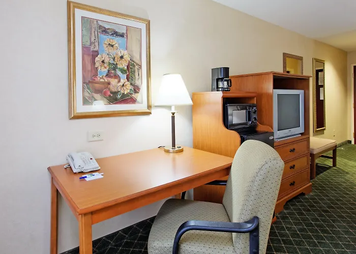 Holiday Inn Express & Suites Sylacauga