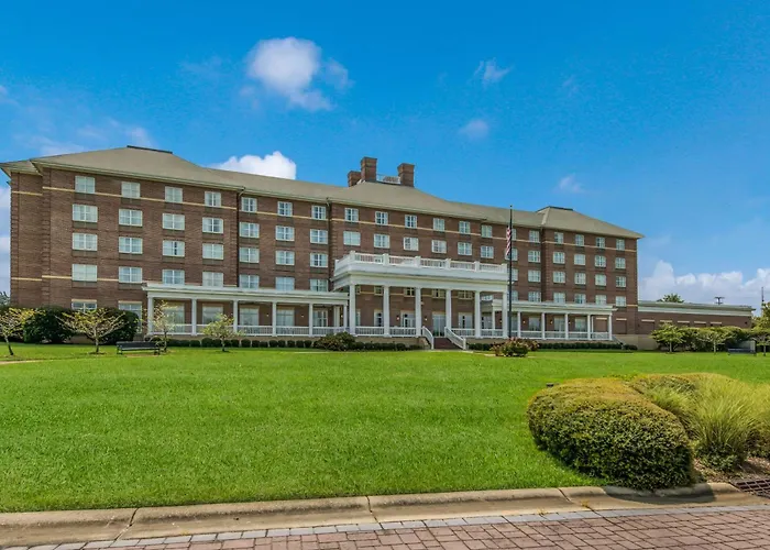 Hilton Garden Inn Suffolk Riverfront