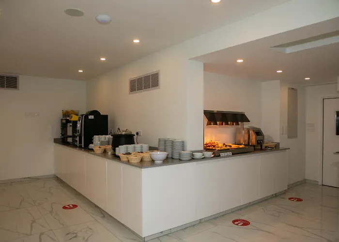Best Western Plus Larco Hotel