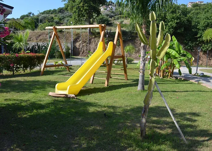 Hotel MARINELLA - Private Free Parking - Grotticelle Beach 200 m