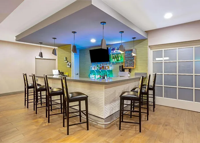 La Quinta By Wyndham Tumwater - Olympia