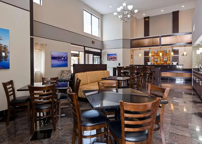 Best Western Inn & Suites - Lake Charles