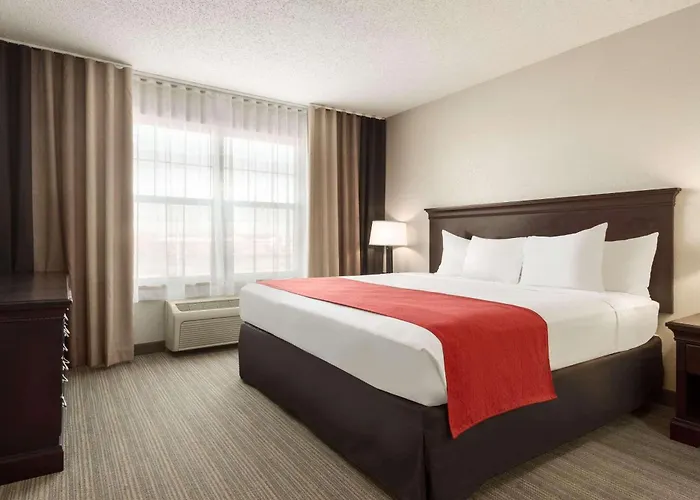 Country Inn & Suites By Radisson, Kansas City At Village West, Ks
