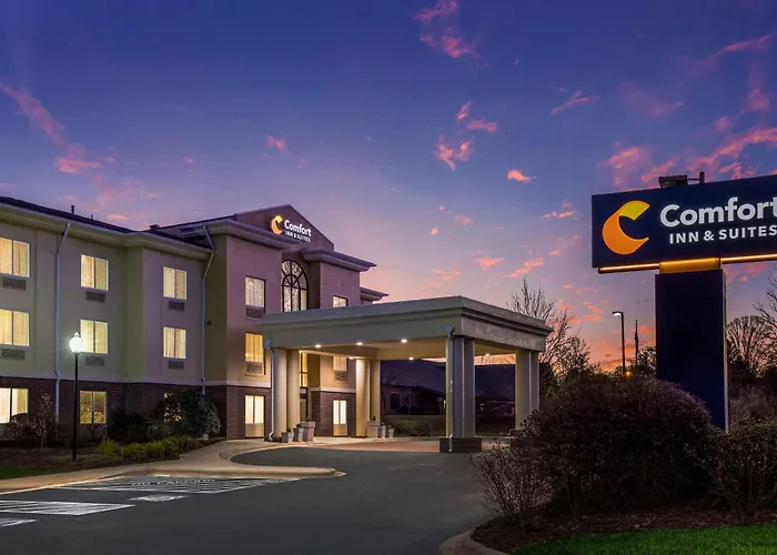 Comfort Inn & Suites Brevard North