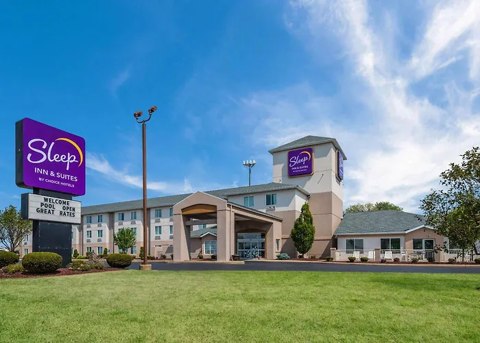 Sleep Inn & Suites Port Clinton