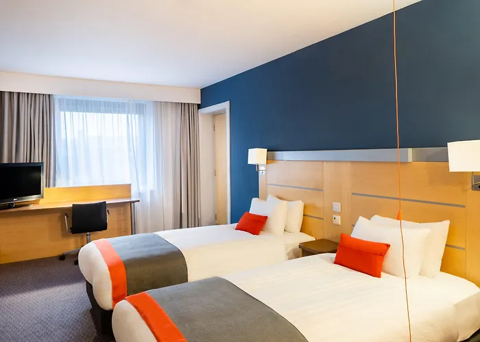 Holiday Inn Express Dundee By Ihg