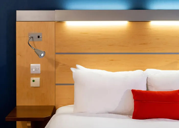 Holiday Inn Express Dundee By Ihg