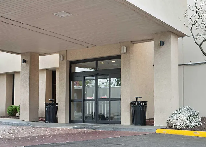 Clarion Hotel Cincinnati North