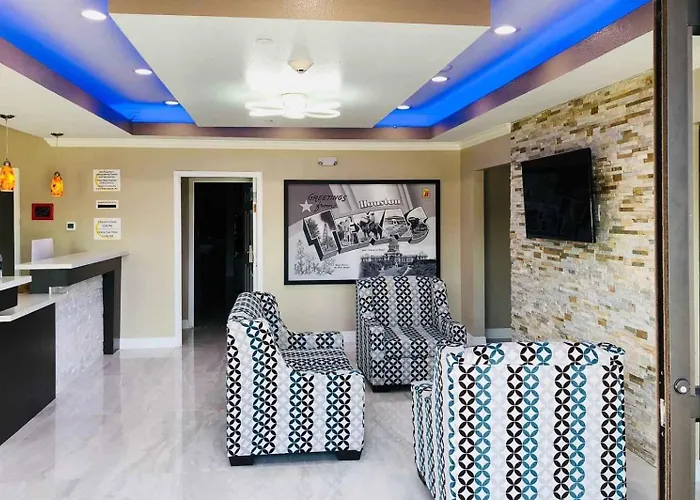 Super 8 By Wyndham Houston Northwest Cypress