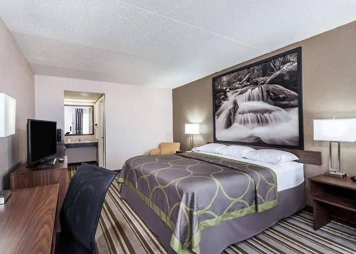 Super 8 By Wyndham Pigeon Forge-Emert St